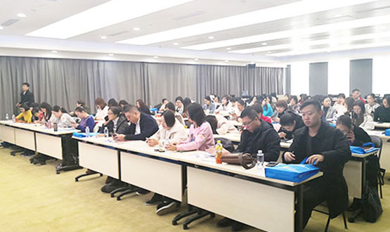 助力企業(yè)發(fā)展，預防社保風(fēng)險——諾亞人力資源《社保入稅風(fēng)險分析》公開(kāi)課圓滿(mǎn)舉辦