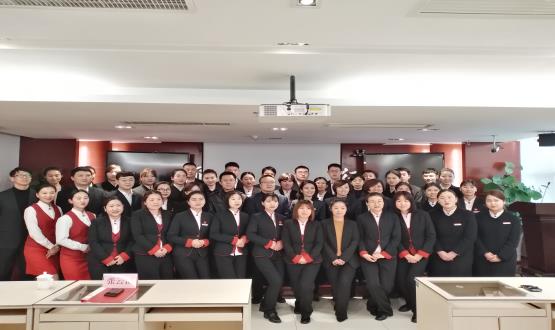 用心前行，筑夢(mèng)遠航 ——諾亞人力資源（中信銀行）外包員工新春年會(huì )暨2019年優(yōu)秀員工表彰會(huì )圓滿(mǎn)舉行